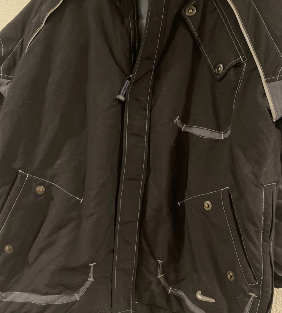 Vintage 90s Nike Big Nike Lettering Insulated Jacket L Black Snow Jacket  Y2K - Image 2